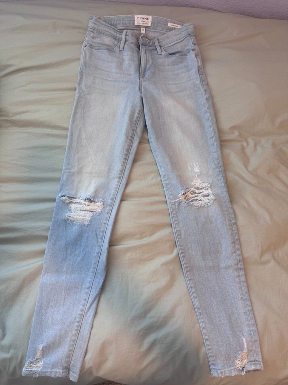 FRAME Le High Skinny Jeans Size 25 Light Blue Distressed Ripped Raw Hem